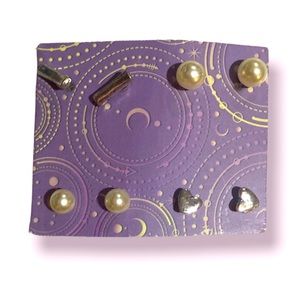 4 pairs of Earrings - Fashion Jewelry